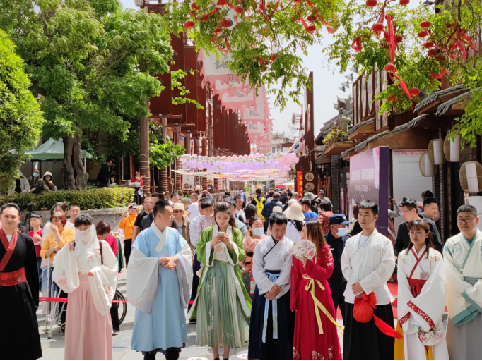 “盛世牡丹慶華誕，出彩國潮新青年”-孟津區首屆青年人才交友聯誼會圓滿結束！